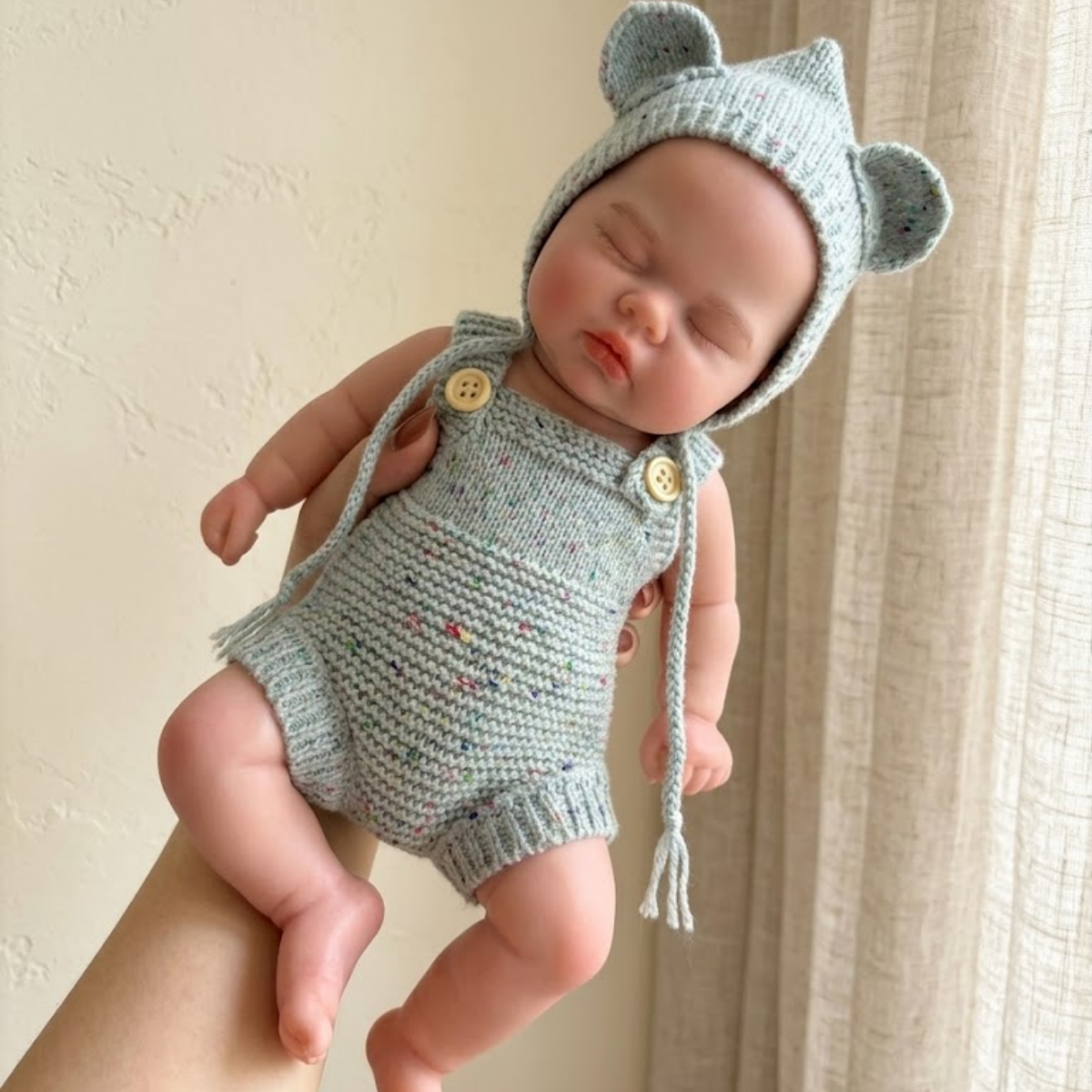 Baby Clothing Kit - 2 Sets Clothes With Close Eyes