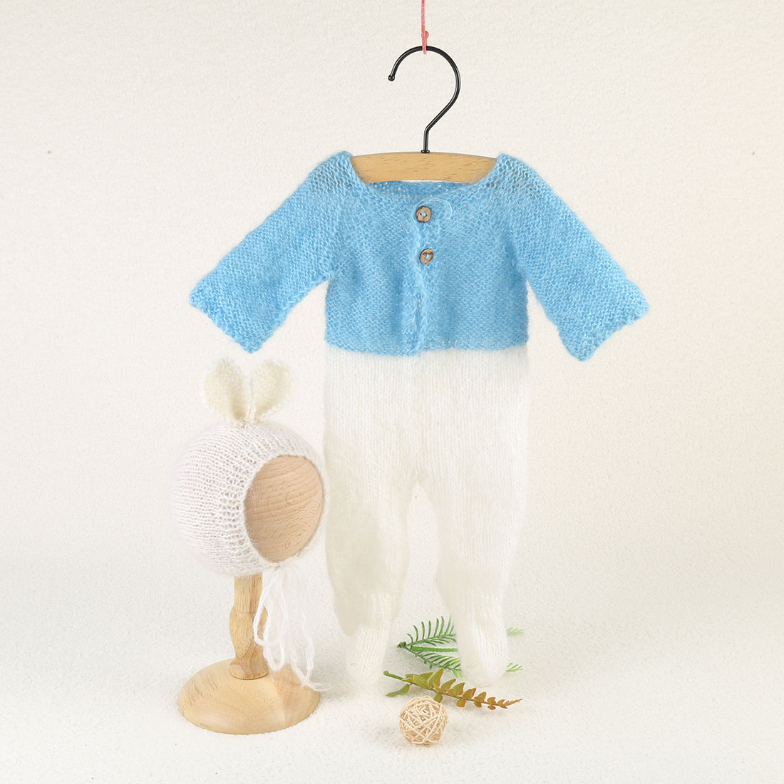 Vintage Knit Fluffy Teddy Bear - Baby Clothing Kit recensione e prezzo