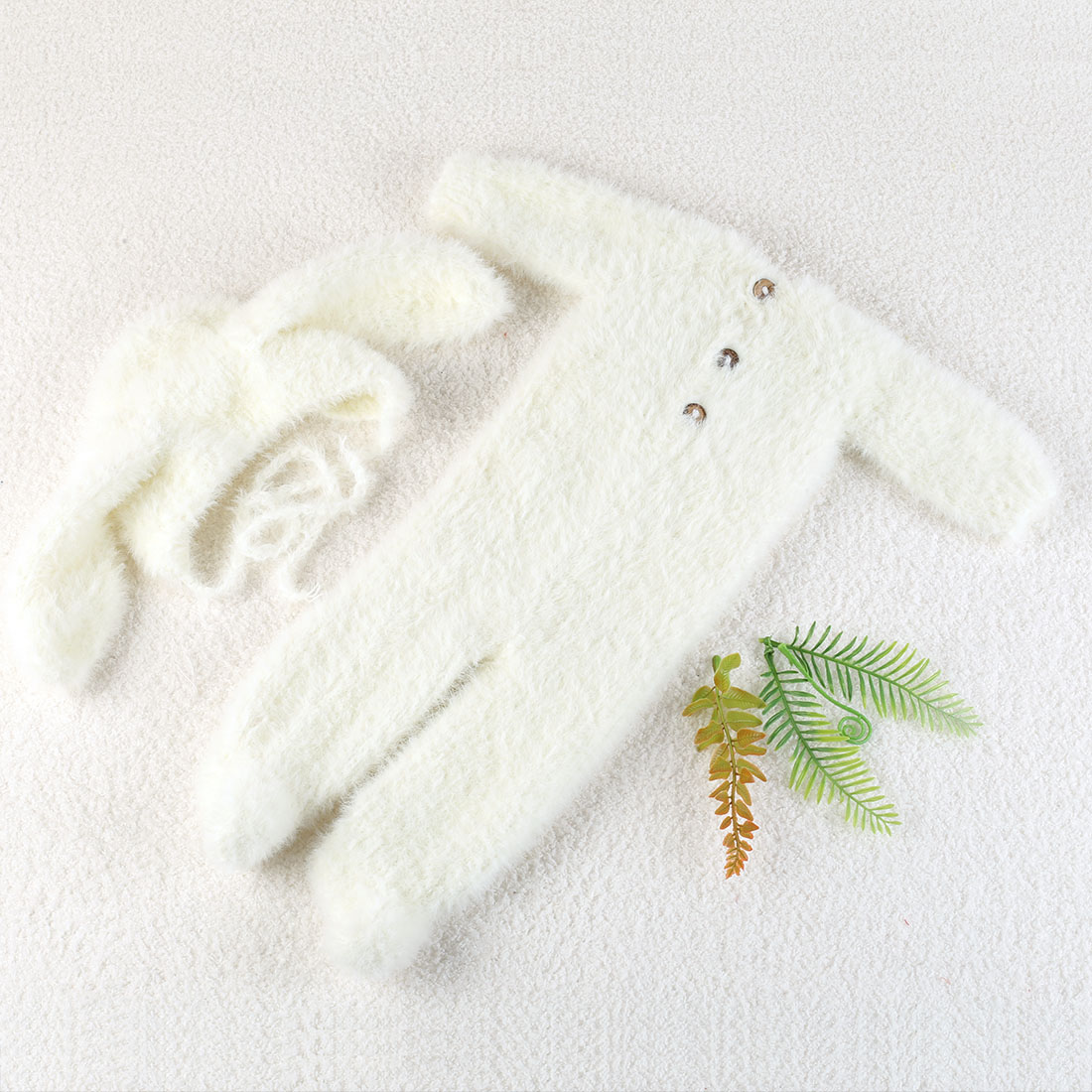 Vintage Knit Fluffy Teddy Bear - Baby Clothing Kit recensione e prezzo